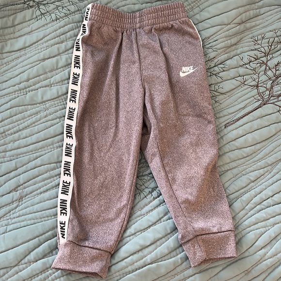 18M Nike Tracksuit - Picture 5 of 7